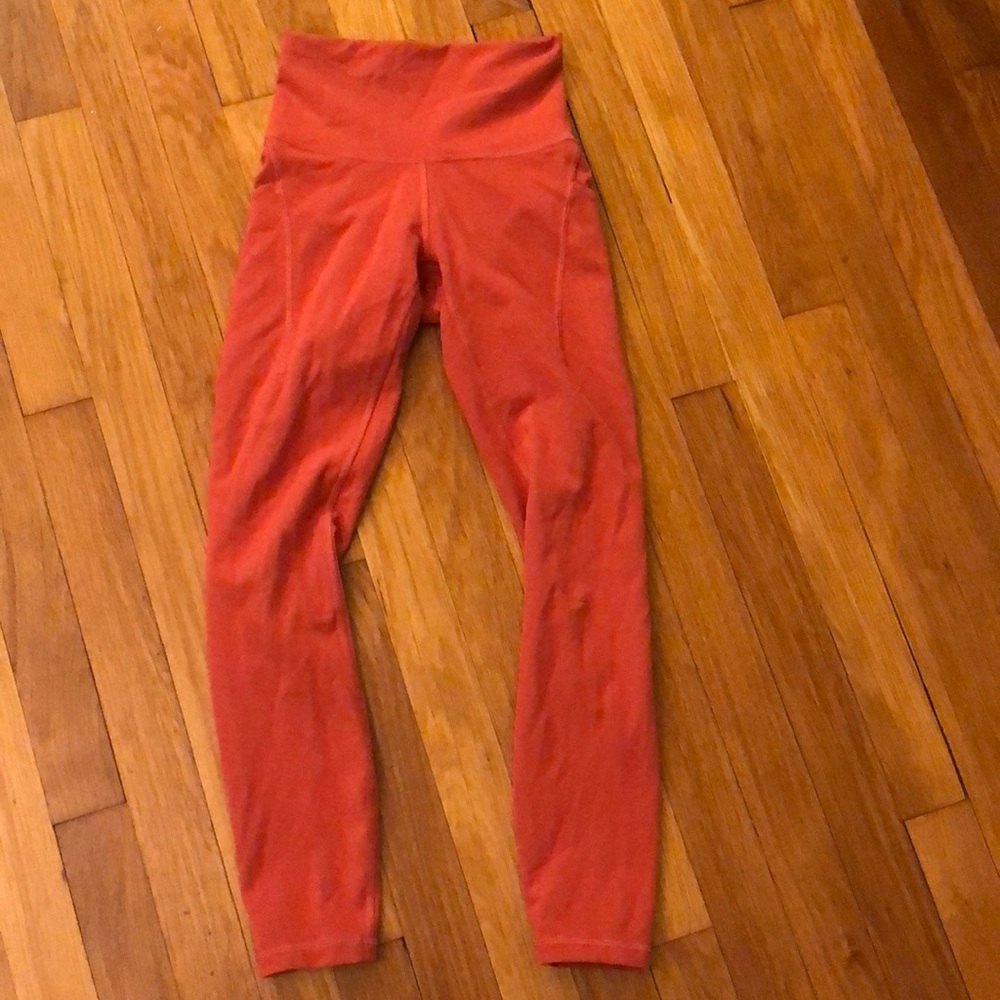 Lululemon align size 2 full length tiny hole as shown otherwise EUC